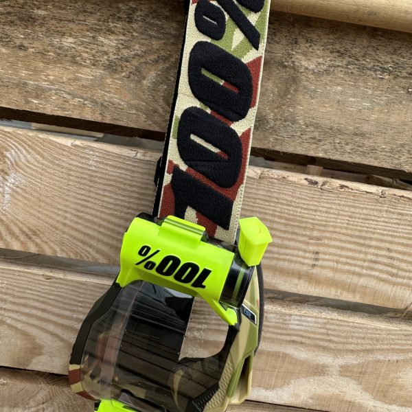 100% Accuri 2 Forecast Motocross Goggles - MISSION CAMO